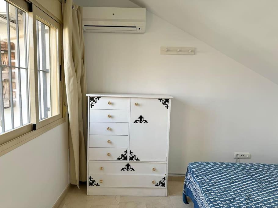 Апартаменты Apartamento Centro Historico Малага Экстерьер фото