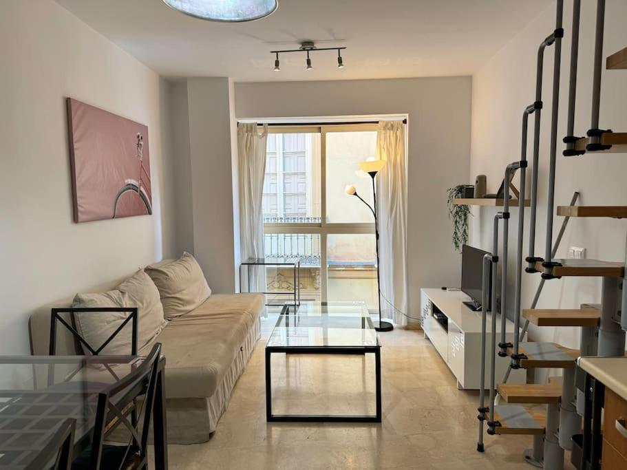 Апартаменты Apartamento Centro Historico Малага Экстерьер фото